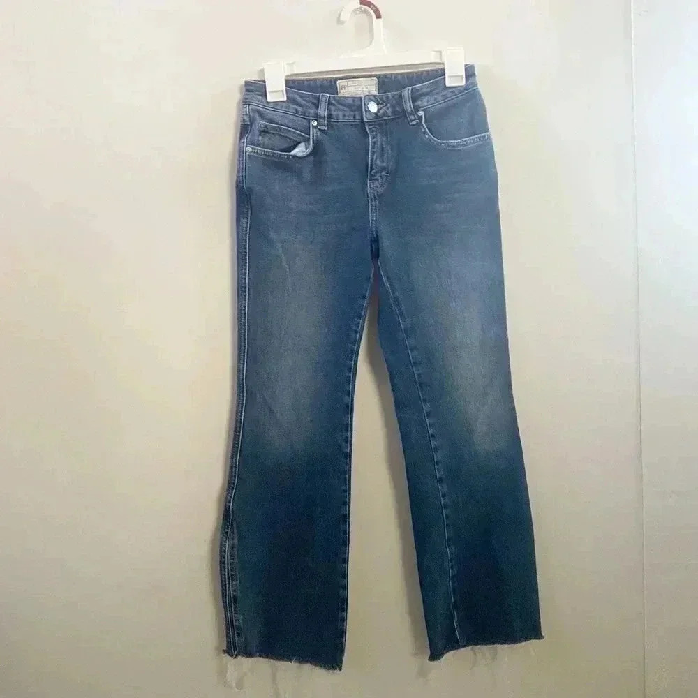 Free People straight leg jeans 27